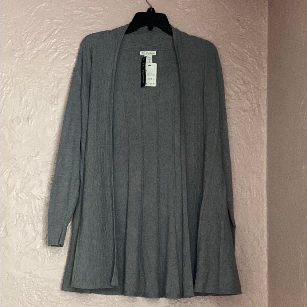 T-C Fashion Gray Cardigan Sweater Lightweight Knit